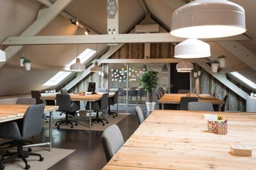 Rest of the World seminar rooms Coworking space House of APE image 9