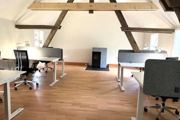 Bovenden Mobiles Arbeiten Coworking spaces Desk 5, Hofblick image 2