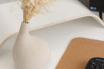 Munich Office desk Vollausgestatteter, klimatisierter Schreibtisch im Heimatoffice 26 (D1) image 9