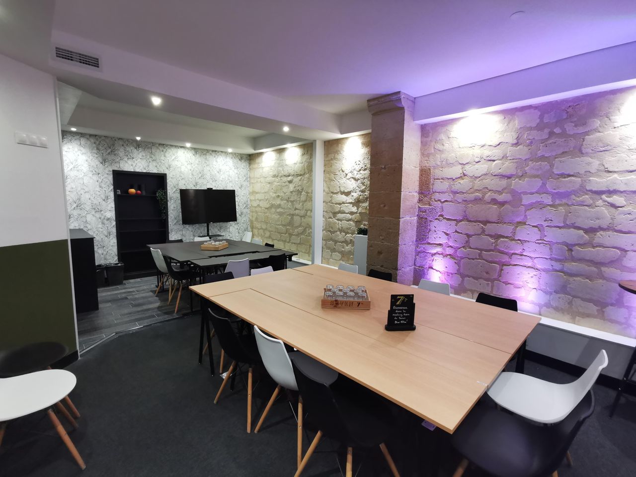 Bordeaux Creative Meeting Meeting rooms Salle de Réunion - Meeting Room 4 to 6 pers image 1