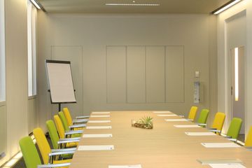 Vienna training rooms Historic venue Albert Camus image 1