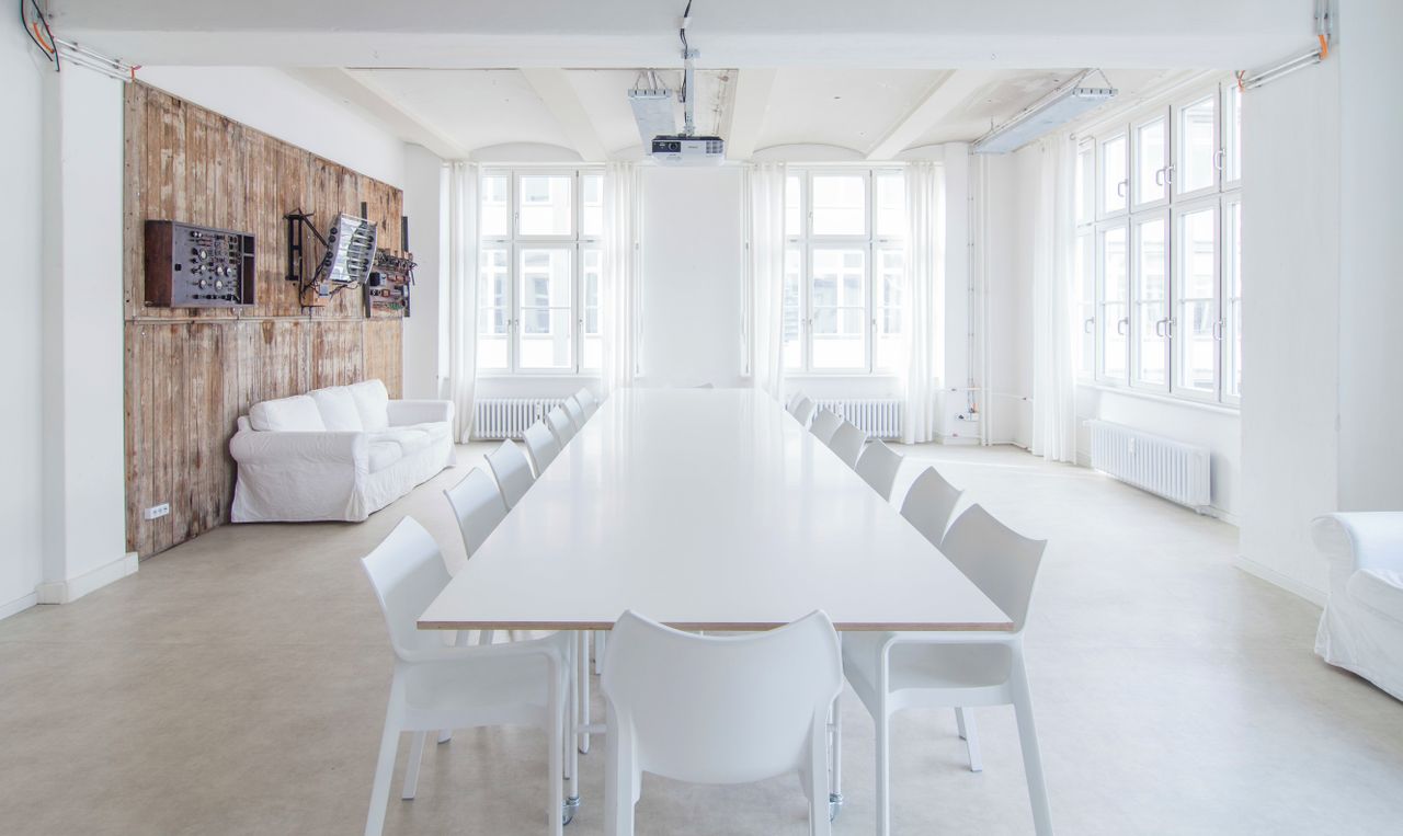 Berlin training rooms Meeting room Casablanca Room image 27