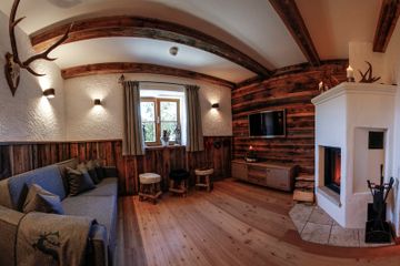 Rest van de wereld workshop spaces Privéwoning Beautiful Hut image 2