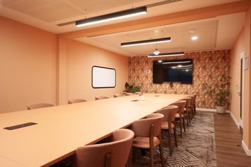 London  Meeting rooms Ishiguro image 1