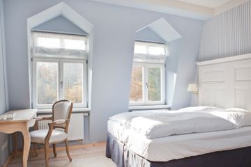 Rest of the World workshop spaces Backyard Hotel, Restaurant und Reitstall image 30