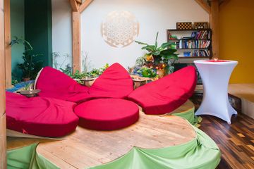 Berlin workshop spaces Rooftop Bali Penthouse - Room of the Moon image 7