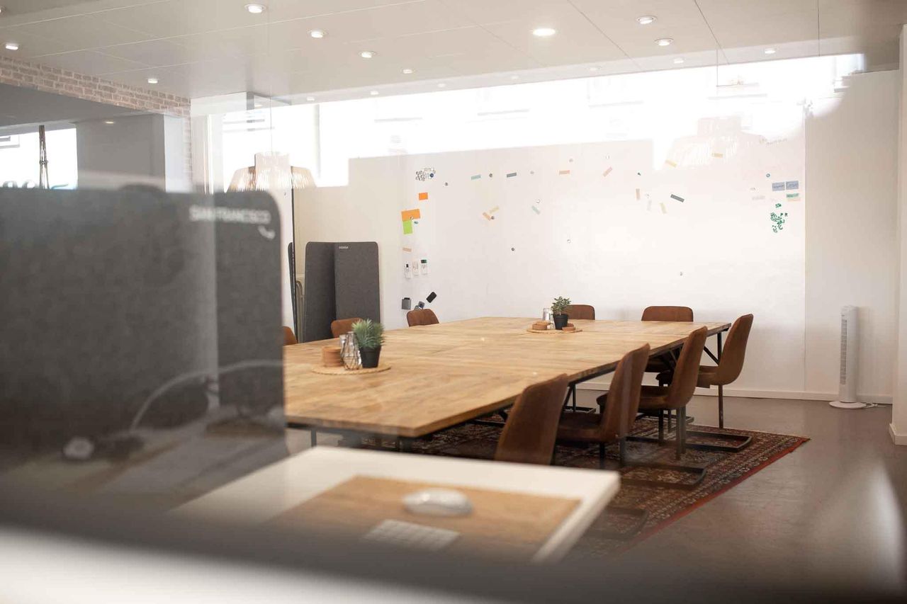 Rest of the World  Coworking spaces Seminar-Space № 10 image 0