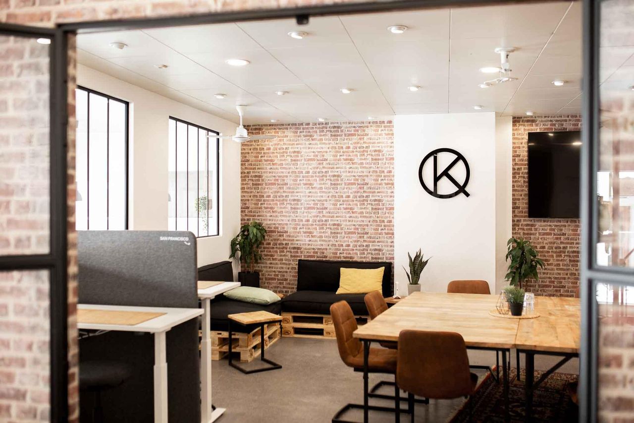 Rest of the World  Coworking spaces Seminar-Space № 10 image 2