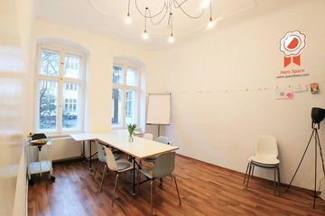 Berlin training rooms Meeting room Meeting room image 2