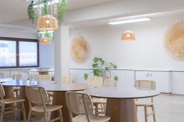 Vienna Meeting room Vielseitiger Seminar- & Veranstaltungsraum am Reumannplatz zu mieten image 3