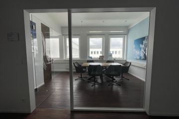 Chemnitz  Meeting room Meetingraum S – Besprechungsraum für bis zu 6 Personen in Chemnitz image 2