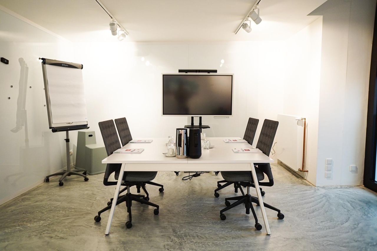 Hamburg  Seminar rooms Vitra Workshop Space image 2