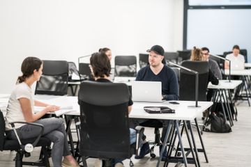 Berlin workshop spaces Coworking Space AMAPOLA COWORKING image 4