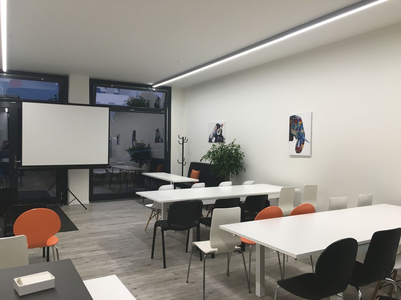 Berlin workshop spaces Coworking Space AMAPOLA COWORKING image 9