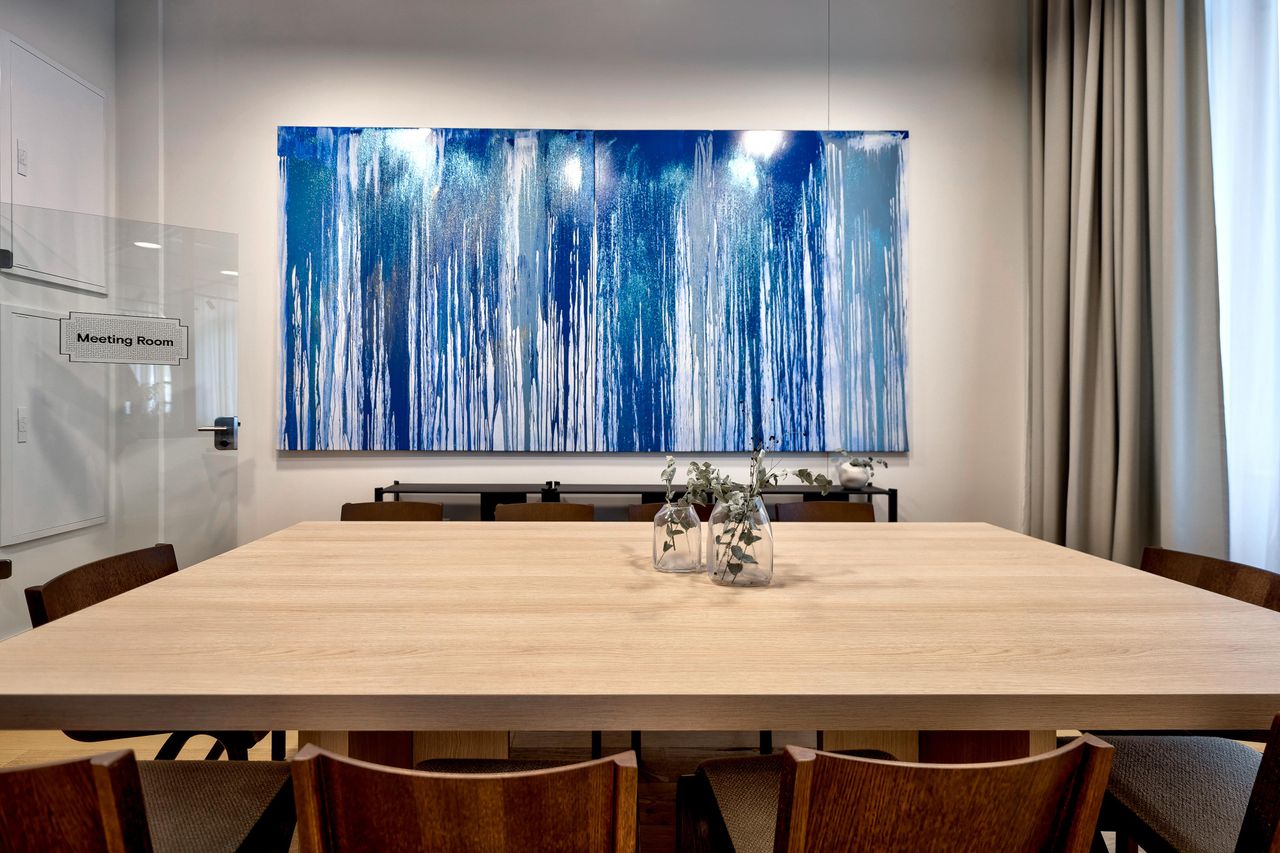 Berlin  Meetingraum Boardroom Two image 2