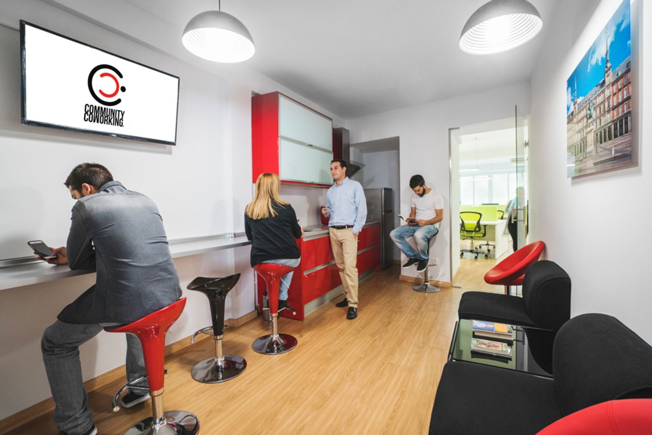 Madrid seminar rooms Coworking ruimte Training and Meeting Room image 5