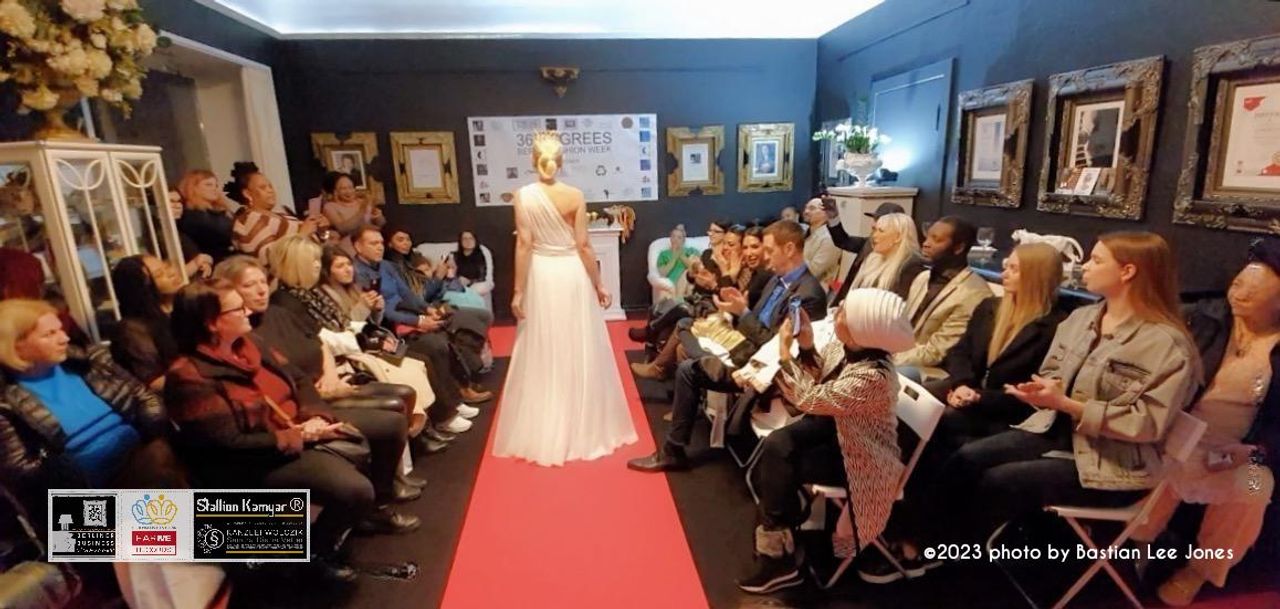 Berlin  Büros auf Zeit BERLINER BUSINESS WOHNZIMMER image 13