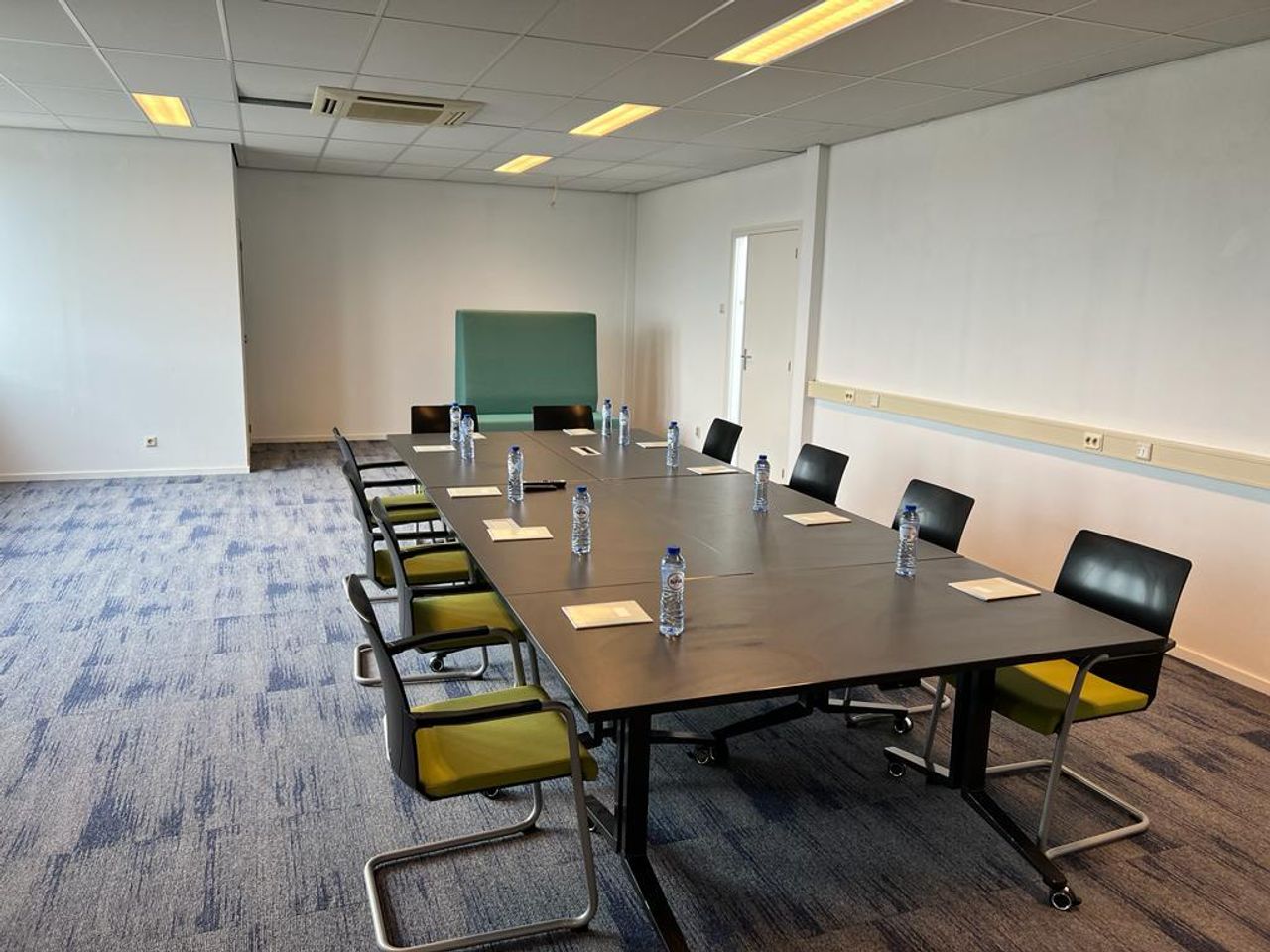 Amsterdam  Meetingräume Big Meeting/Training/Seminar/Conference Room image 3