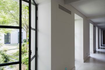 Paris training rooms Unusual venue Le Cloître ouvert image 2