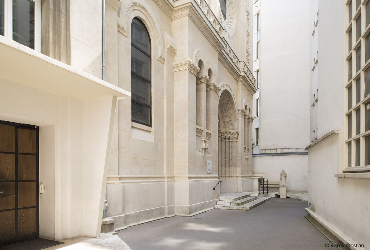 Paris training rooms Unusual venue Le Cloître ouvert image 3