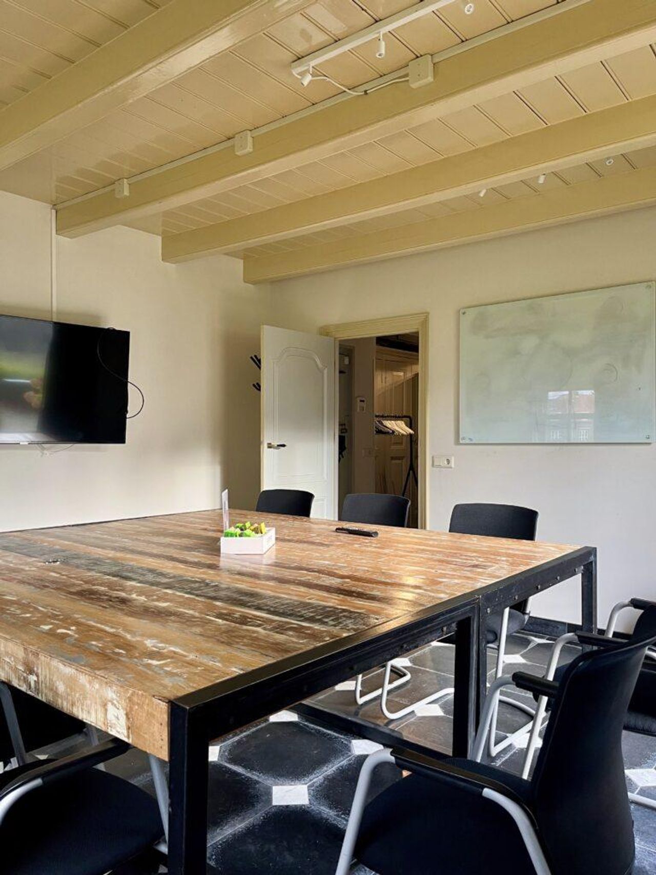 Nijmegen  Vergaderzalen De Kastanjekamer image 4