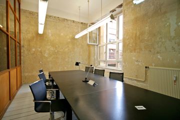 Berlin seminar rooms Cafe Nest image 1