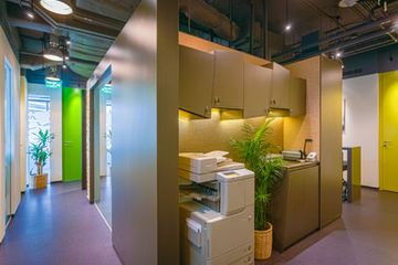 Rest of the World training rooms Coworking space Siam Tower image 4