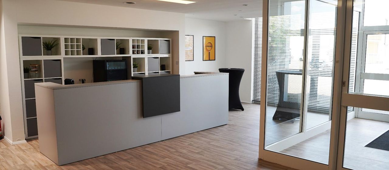 Rest der Welt Kundengespräch Schulungsräume Baff Event-Location image 5