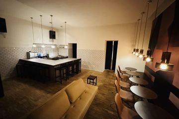 Berlin  Cafe Nice image 2