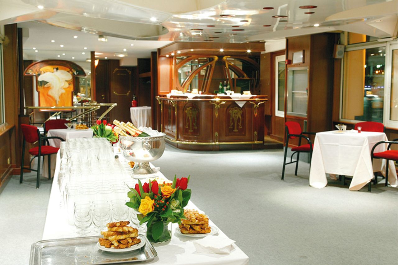 Parijs corporate event spaces Boot Amazing Space image 13