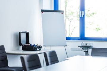 Berlin training rooms Meetingraum Heller und moderner Meeting Raum image 3