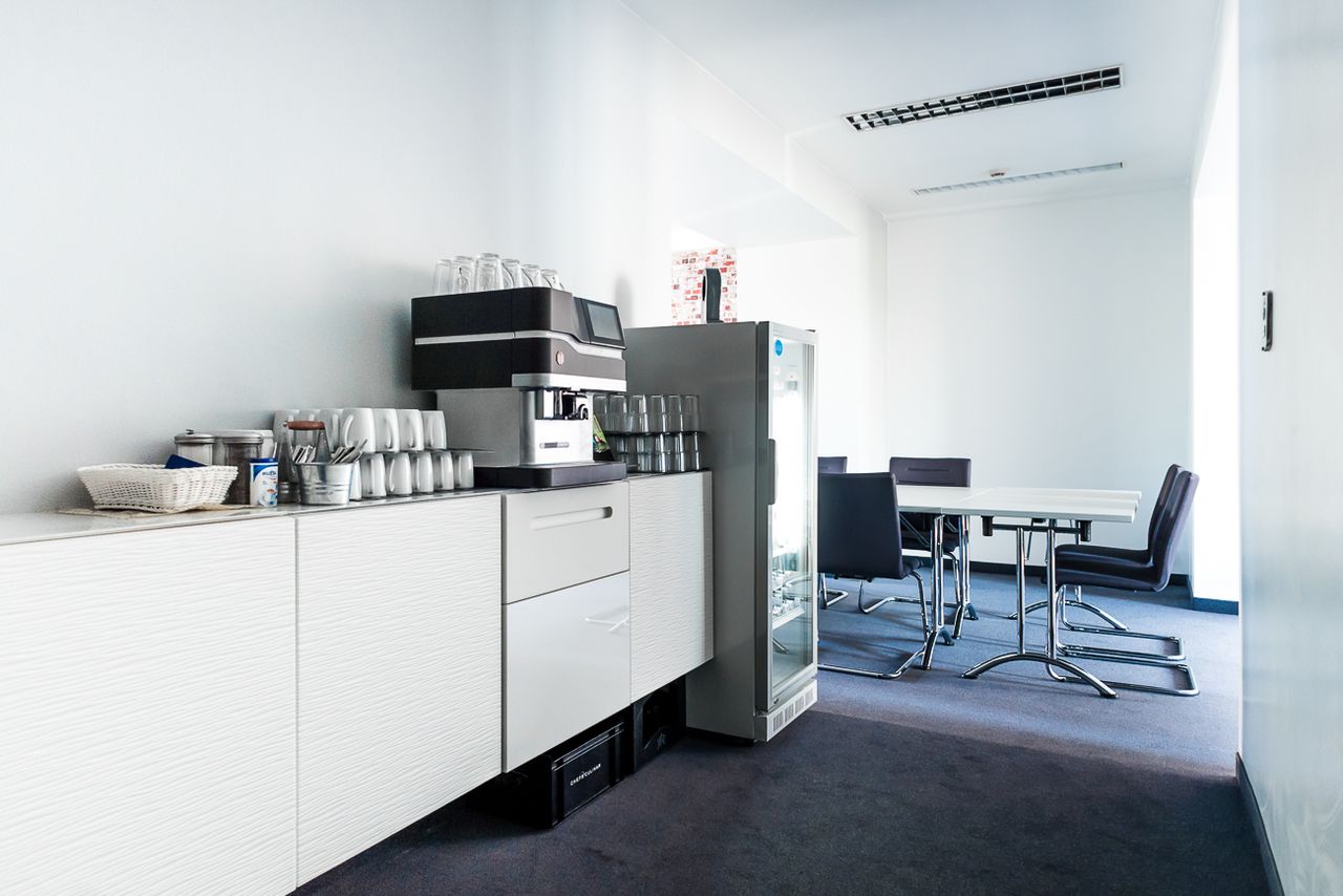 Berlin training rooms Meetingraum Heller und moderner Meeting Raum image 7