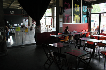 Paris corporate event spaces Restaurant Point Éphémère - Le Restaurant image 11