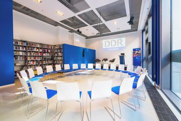 Berlin seminar rooms Meeting room Meeting room image 6