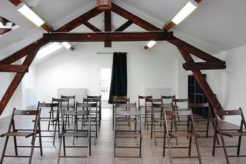 Paris corporate event spaces Meeting room La Cabane image 1