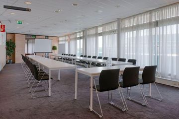 Almere Tagungsräume Trainingszaal image 0