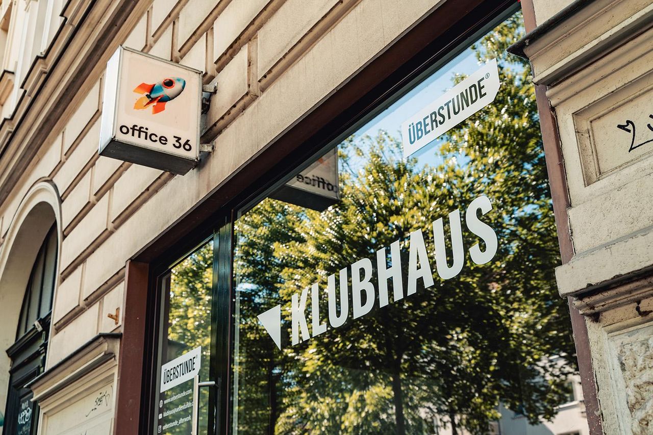 Leipzig  Workshop-Räume ÜBERSTUNDE KLUBHAUS image 18