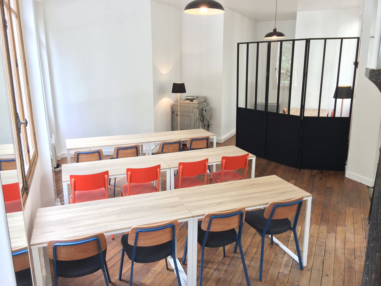 Paris workshop spaces Meeting room bright modern space image 11