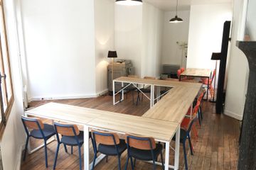 Paris workshop spaces Meeting room bright modern space image 4