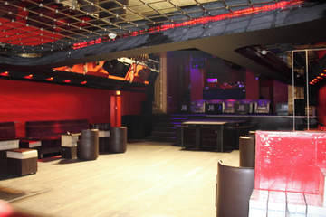 Berlin corporate event spaces Party room The Pigallion image 11