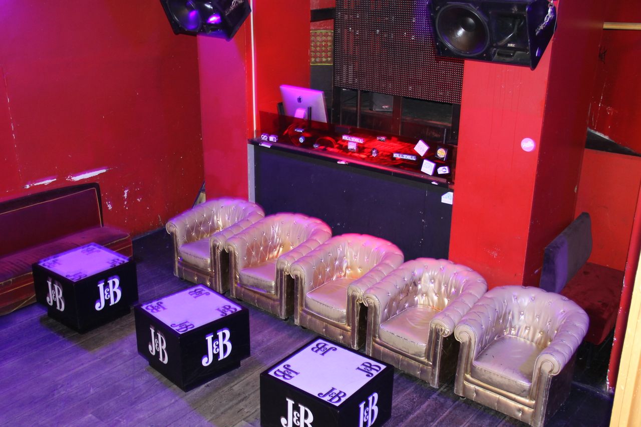 Berlin corporate event spaces Party room The Pigallion image 11