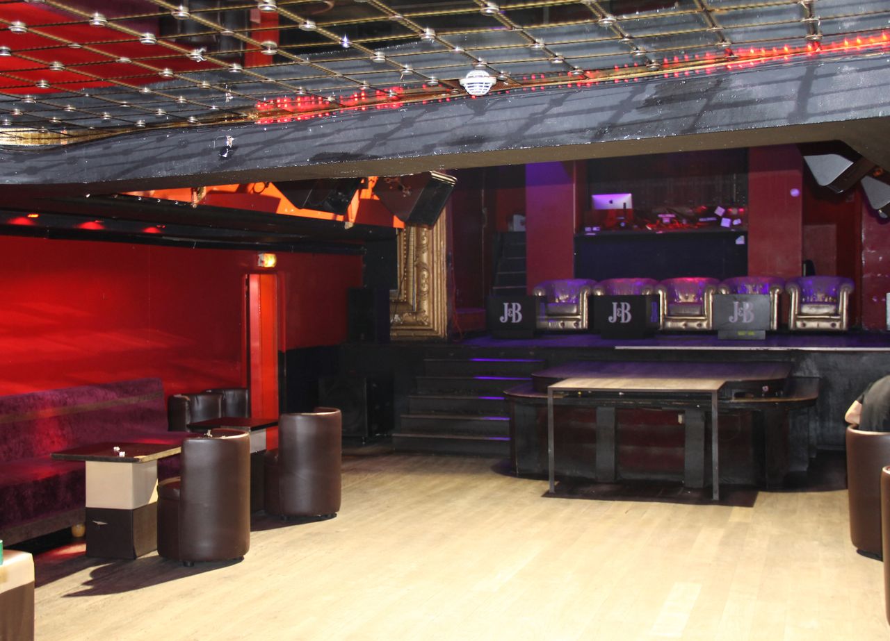 Berlin corporate event spaces Party room The Pigallion image 11