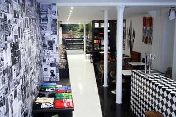 Paris workshop spaces Party room workshop space image 3