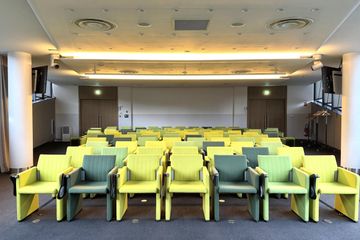 Paris Business center Auditorium Prairie image 2