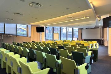 Paris Business center Auditorium Prairie image 0