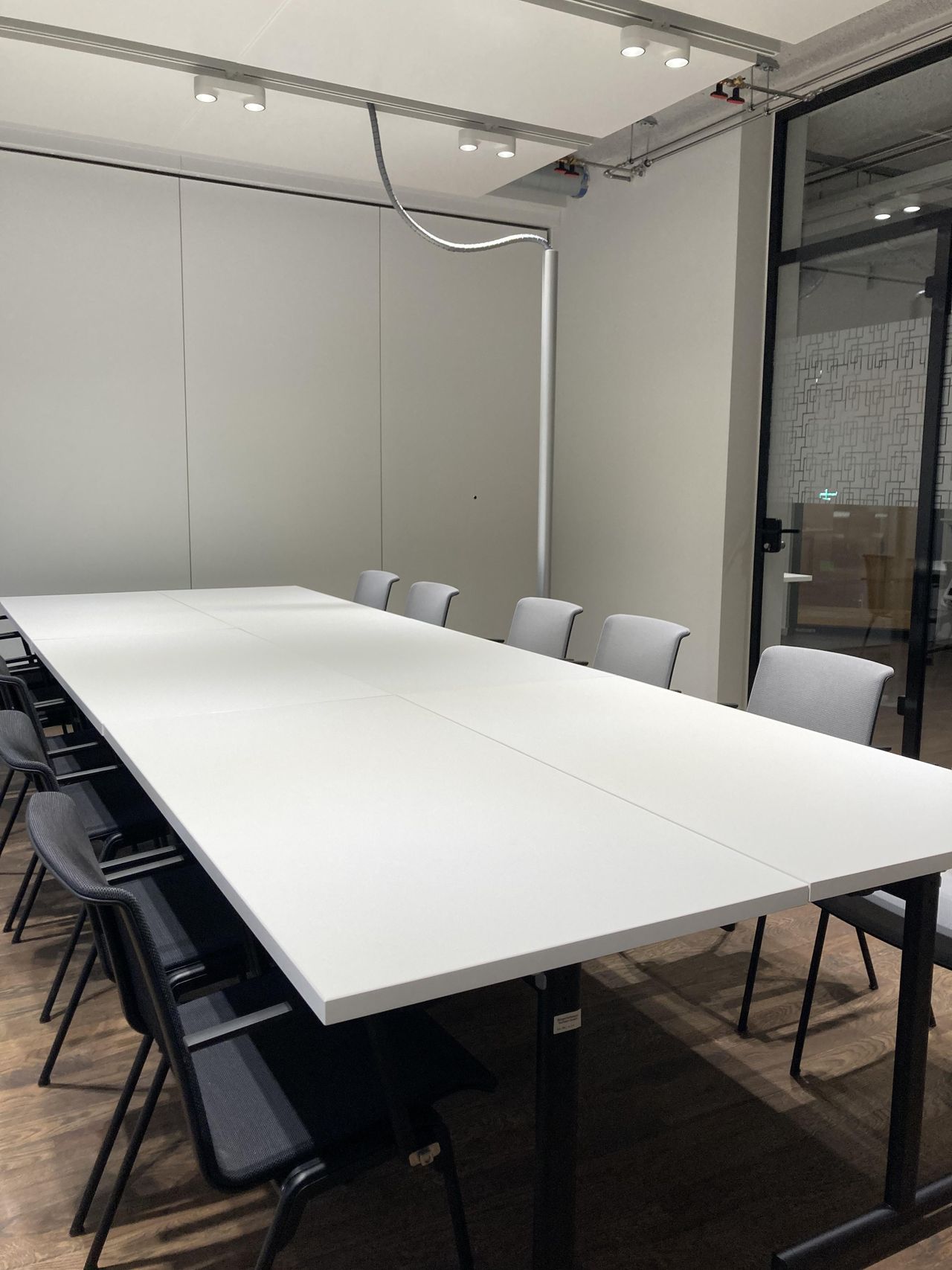 Rest der Welt   Meeting Room OUTPUT am Fetscherplatz/ Großer Garten / Nähe Uniklinikum image 2