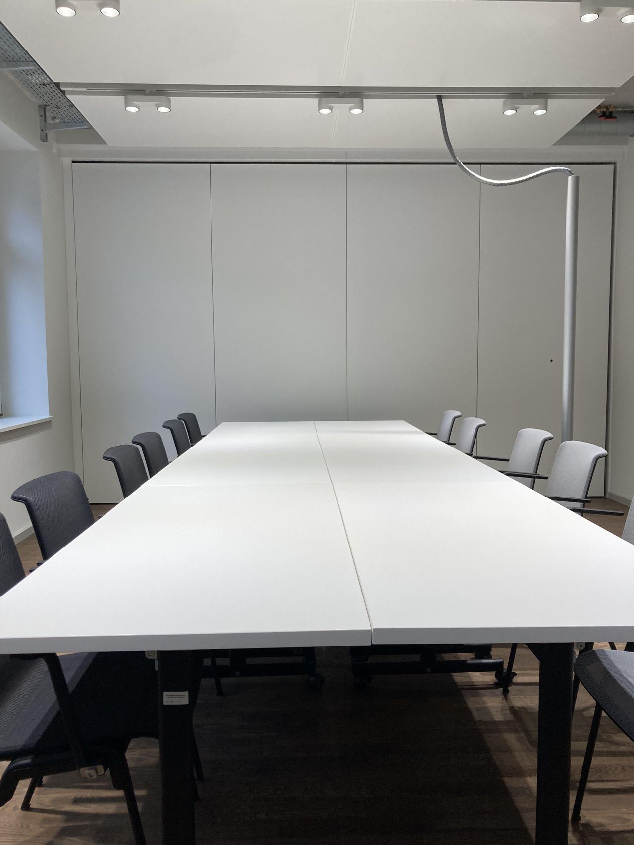 Rest of the World   Meeting Room OUTPUT am Fetscherplatz/ Großer Garten / Nähe Uniklinikum image 3