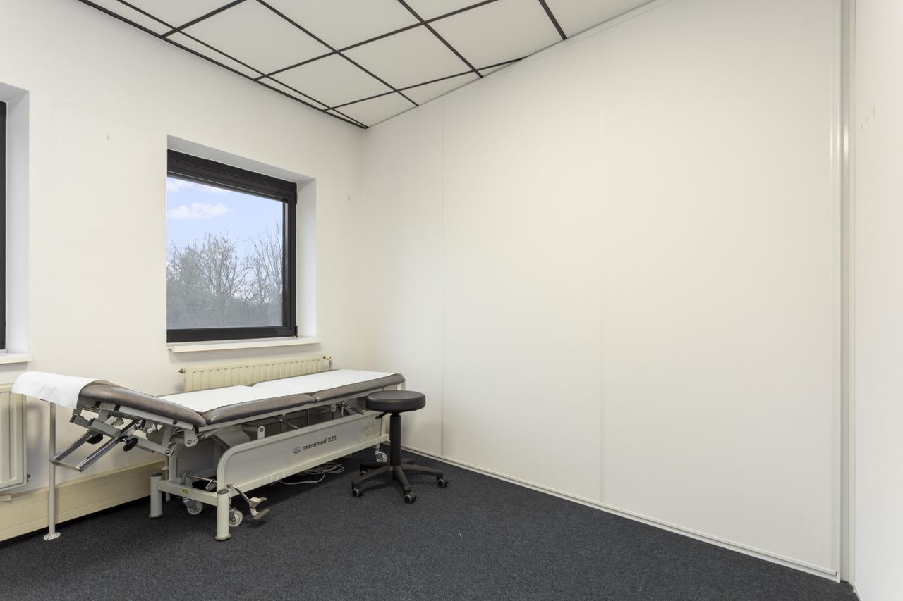 Breda Klantafspraak Meeting rooms Witte behandelkamer image 1