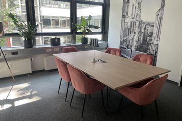 Berlin Coworking Workspace Space Paris image 0