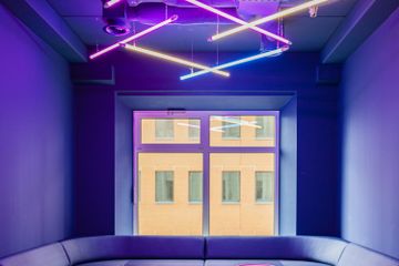 Rotterdam Coworking Business Center Office for a Day - Energy - 7.10 image 2